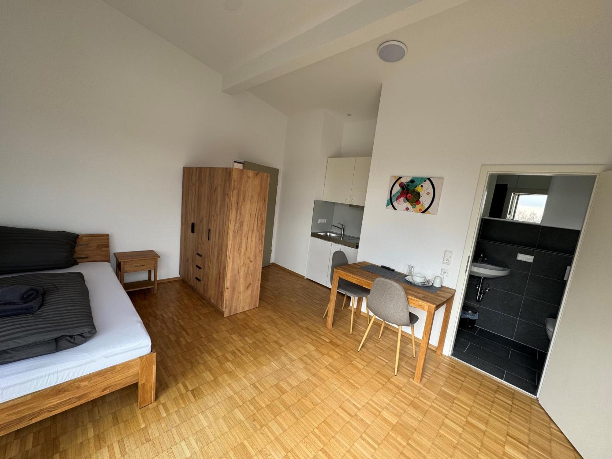 Pension Schweizer Laupheim Exterior photo